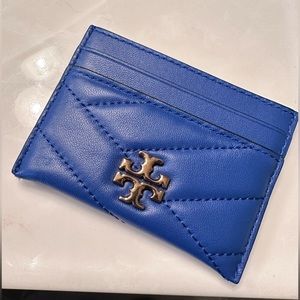 Tory Burch Kira Chevron card case 💙